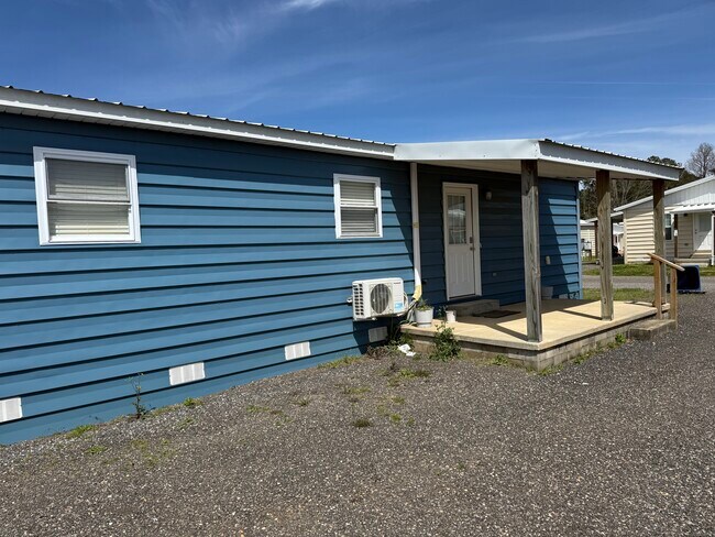 Foto del edificio - 80 Redwood Ln