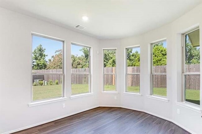Building Photo - 25435 Kidwiler Dr