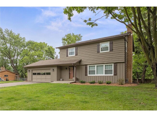 Foto del edificio - 15605 Boulder Creek Dr