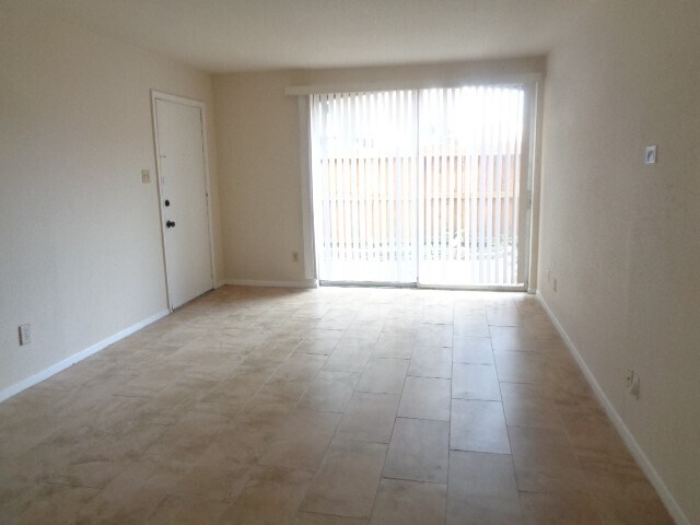 Foto del edificio - 4633 Wild Indigo St