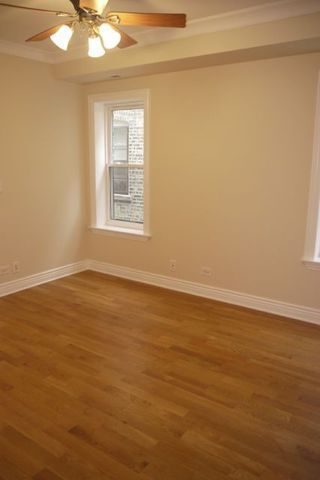 Building Photo - 6422 N Albany Ave
