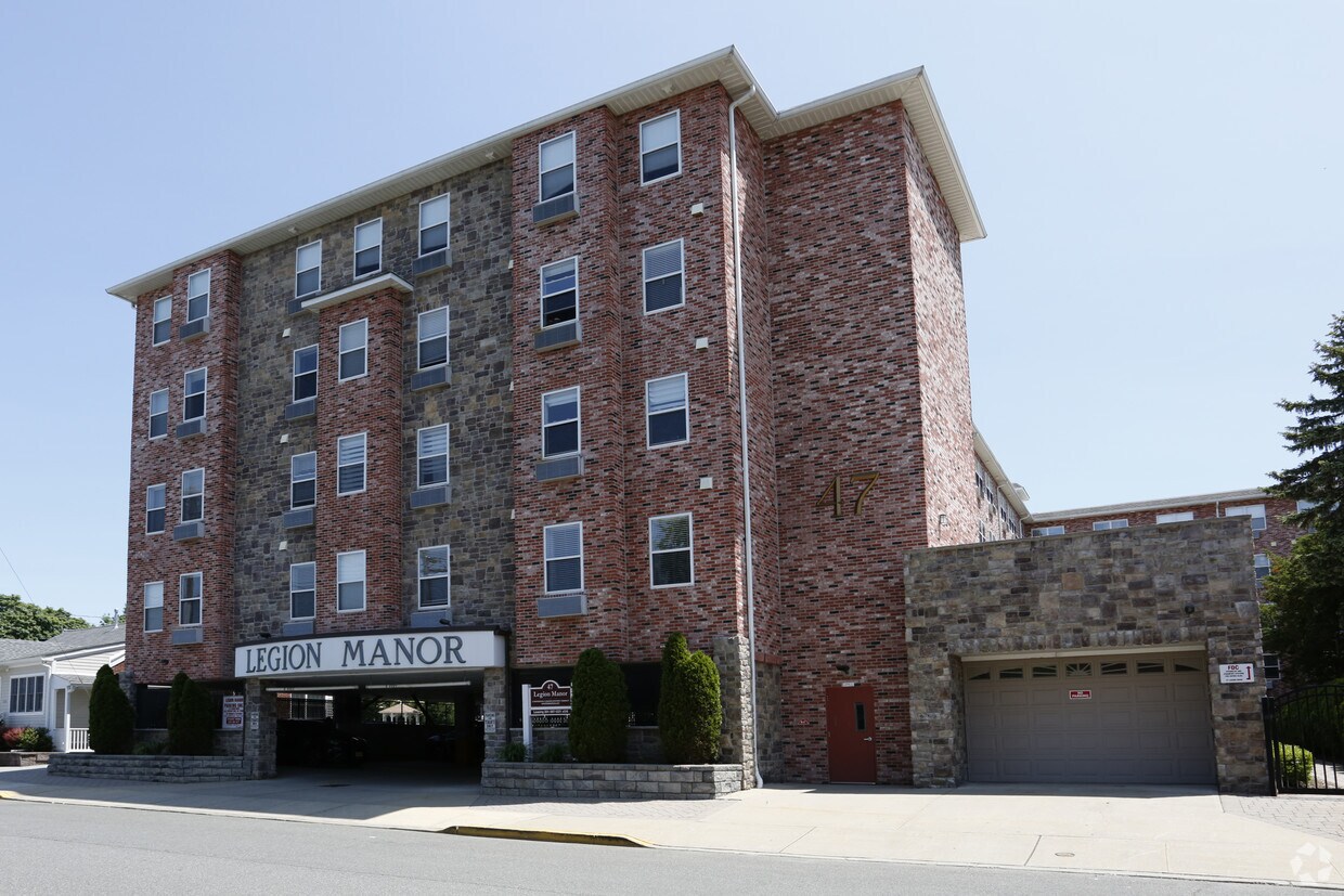 Legion Manor Apartments 47 Legion Dr Bergenfield, NJ