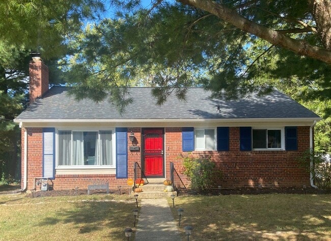 Photo - 6904 Lansdale St (District Heights, MD) House