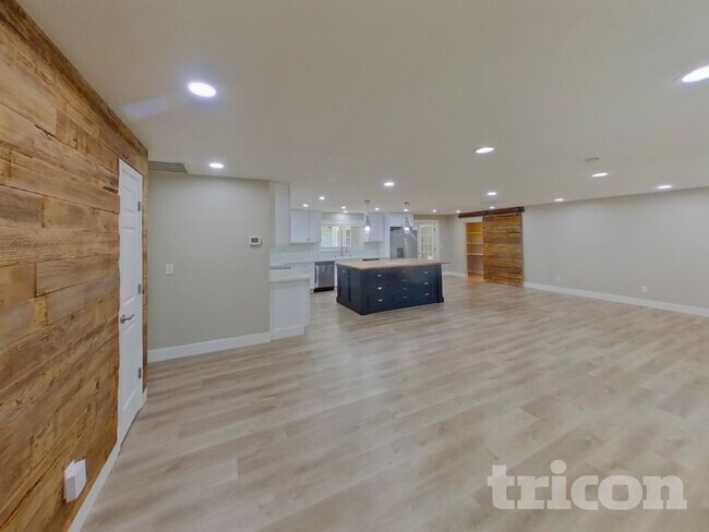 Foto del edificio - 13100 NE 159th St