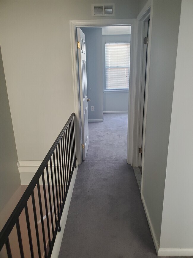 Building Photo - 2056 S Redfield St