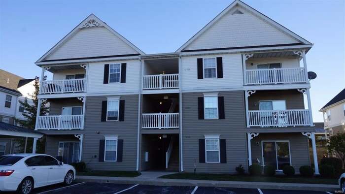 Foto principal - 10201 Spring Creek Ln