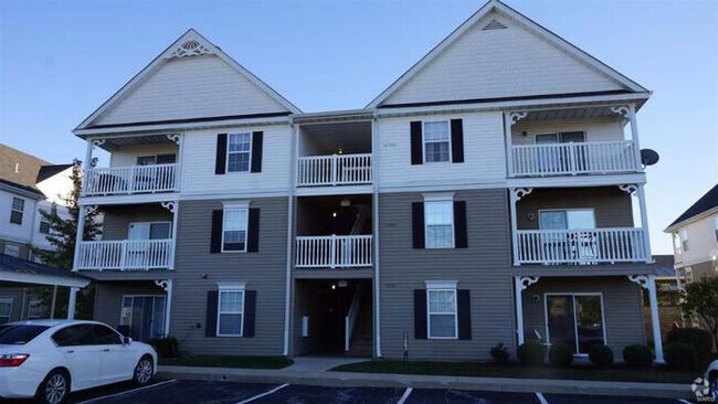 Building Photo - 10201 Spring Creek Ln