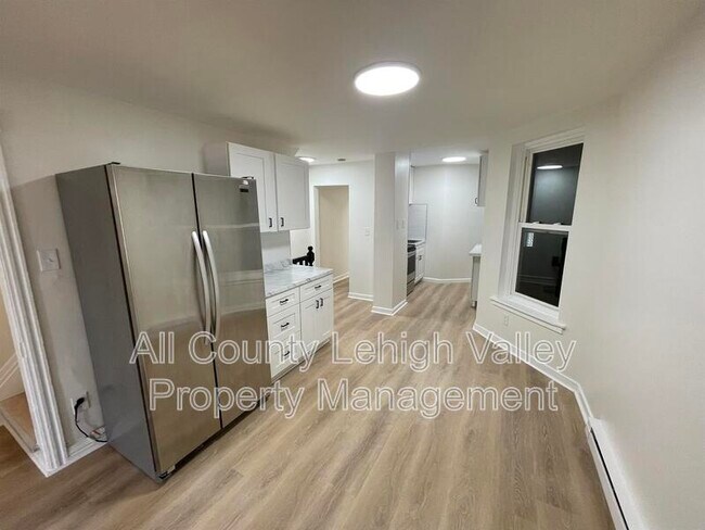 Foto del edificio - 603 N Ninth St
