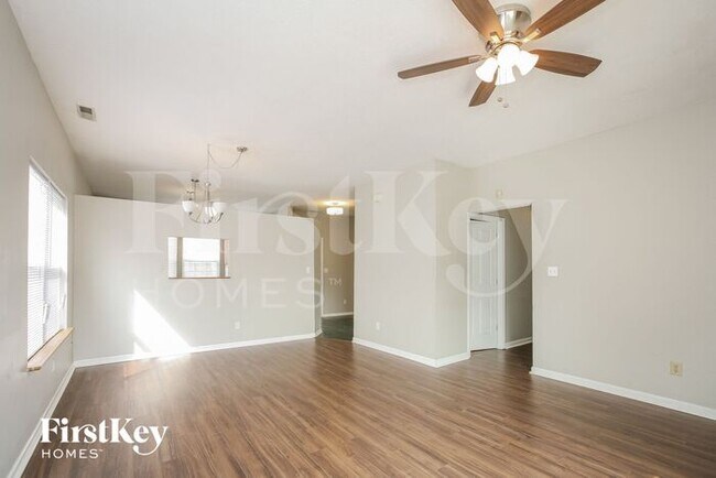 Foto del edificio - 6029 Polonius Ln