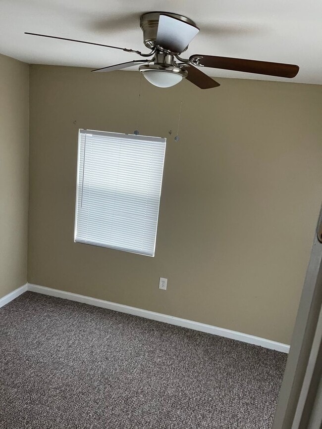 Building Photo - Well Kept 2 Bedroom in the Gentilly Area