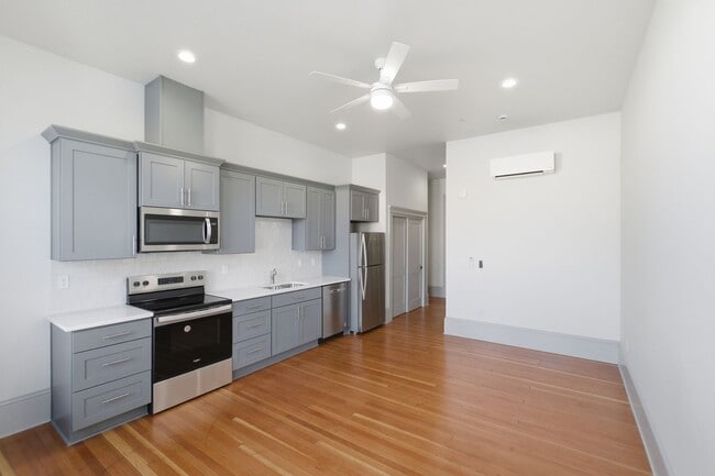 Building Photo - MOVE IN SPECIAL - Receive $1,200 off your first month’s rent or $100 off monthly rent for 12 mont...