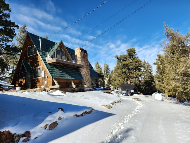 Foto del edificio - 98 Mine Ln
