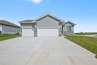 Building Photo - 6852 Portage Dr