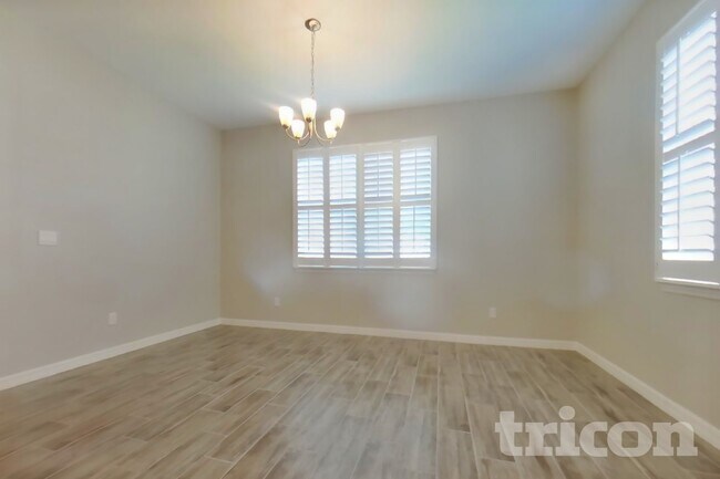 Foto del edificio - 37028 Scenic Pine Dr