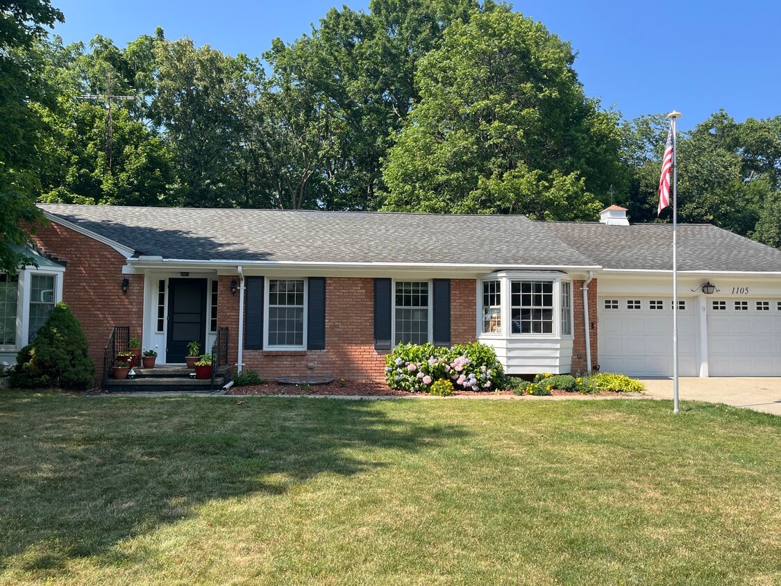 Foto principal - 1105 Flanders Pl
