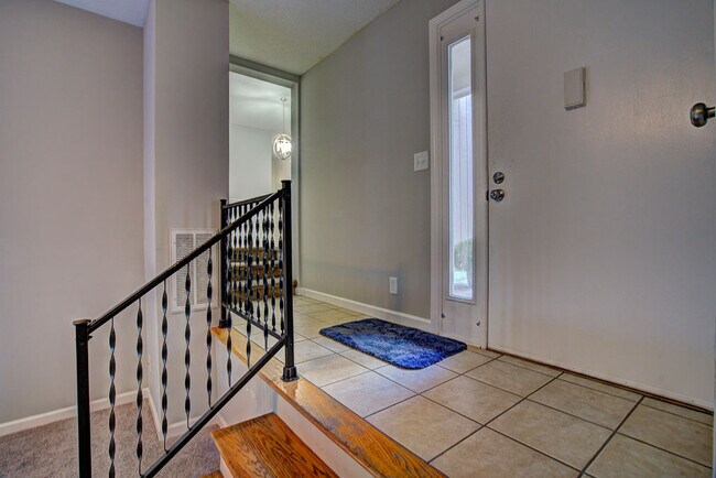 Foto del edificio - 180 Country Haven Dr