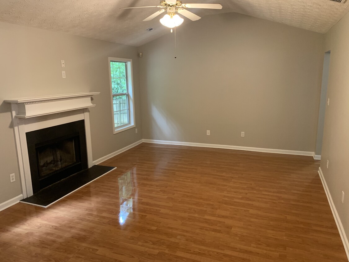 Living room - 130 Saddlebrook Way