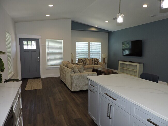 Foto del edificio - 12610 Erin Lea Ln