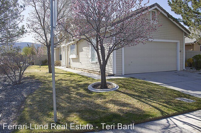Building Photo - 3 br, 2 bath House - 10160 Donner Peak Dr