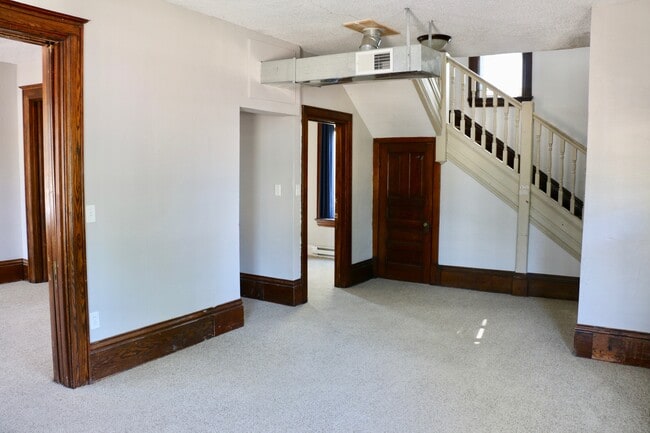 Living room - 303 W Pleasant St