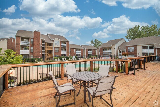 Bridges at Fox Ridge Apartments for Rent with High Ceilings - Mission ...