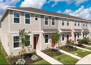 Building Photo - 3157 Skyline Lp