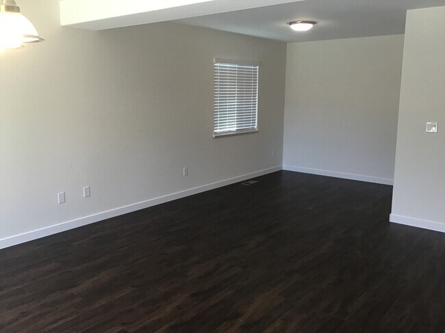 Foto del edificio - 18258 Oakbrook Lane