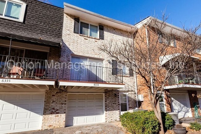 Building Photo - maintenance free exterior!