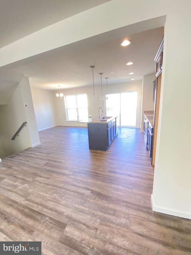 Building Photo - 8164 Haley Ct
