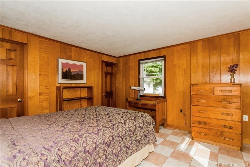 324 Curtis St, Meriden, CT 06450 Room for Rent in Meriden, CT