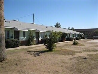 Primary Photo - 715-721 E Turney Ave