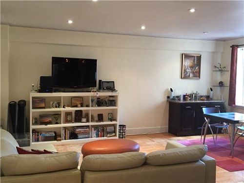 Foto del edificio - 255 W 24th St
