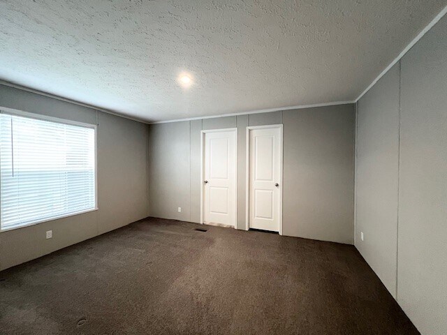 Foto del edificio - 46000 Geddes Rd