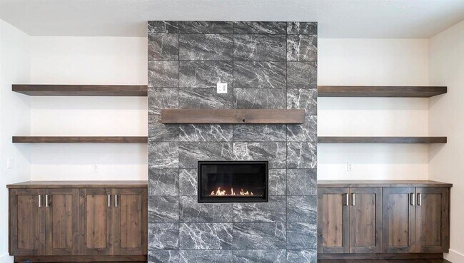 Foto del edificio - Beautiful 3 Bedroom/3 Bath home with 3 car garage in Beautiful Star, ID