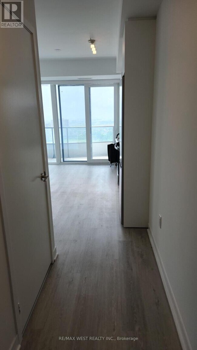 Photo du bâtiment - 260 Malta Ave.