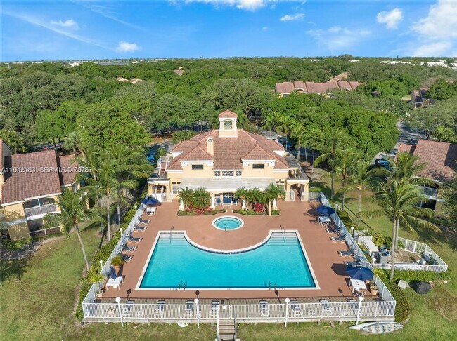 Foto del edificio - 2667 NW 33rd St