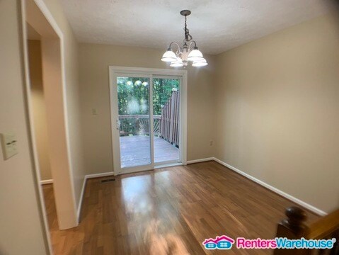 Foto del edificio - 8054 Brightwood Ct