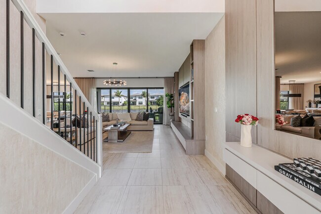 Foto del edificio - 8283 Royal County Down Rd