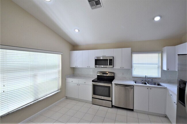 Foto del edificio - 13618 Breton Ln