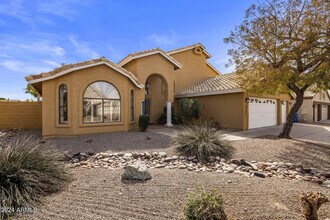 Building Photo - 5747 E Gelding Dr