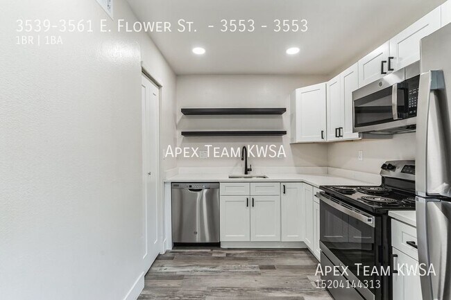 Foto del edificio - 3539-3561 E. Flower St.  - 3553-3553