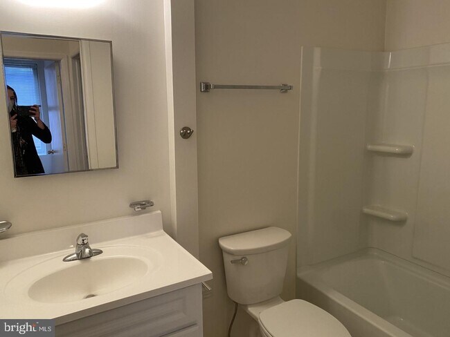 Foto del edificio - 313 N Market St