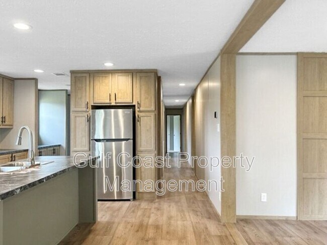 Foto del edificio - 6293 Gewant Blvd