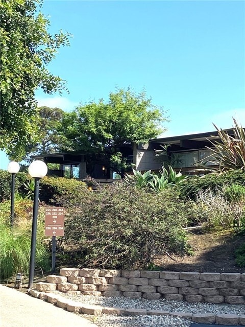 Building Photo - 220 Del Gado Rd