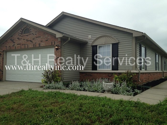 Foto principal - 5232 Cliff Ridge Dr