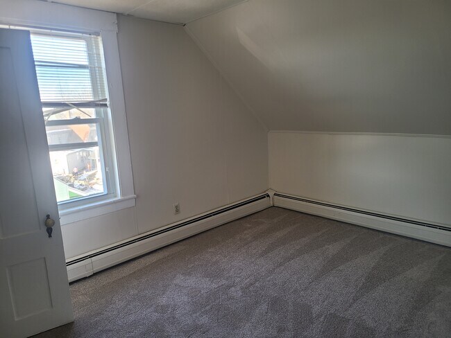 Dormitorio - 16 Central St