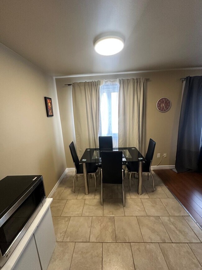 Photo du bâtiment - 110 Rue Turenne