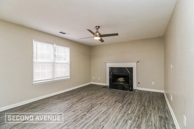 Building Photo - 5681 Spring Mill Cir