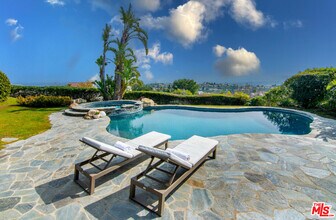 Building Photo - 7526 Wiscasset Dr