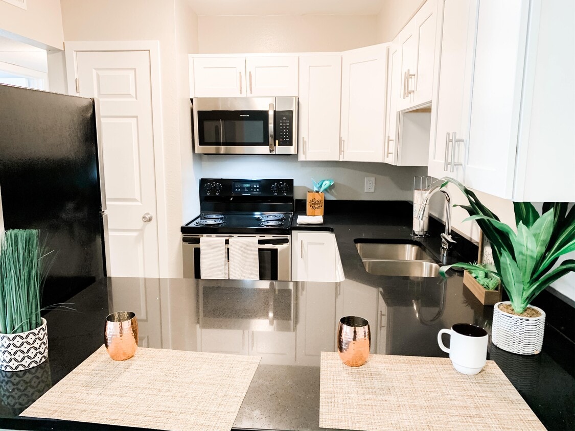 Primary Photo - Apartments at Decker Lake – Your Everyday Retreat